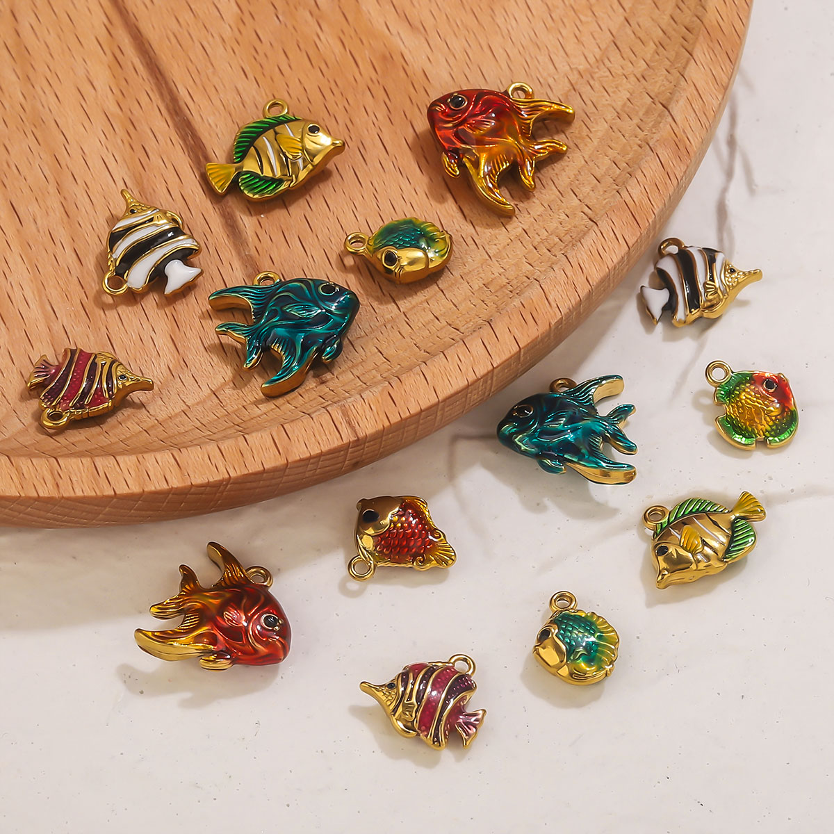 4 個ステンレス鋼エナメル海洋魚チャーム PVD ​​金メッ - Jewelry Making Materials Wholesale のレビューと価格