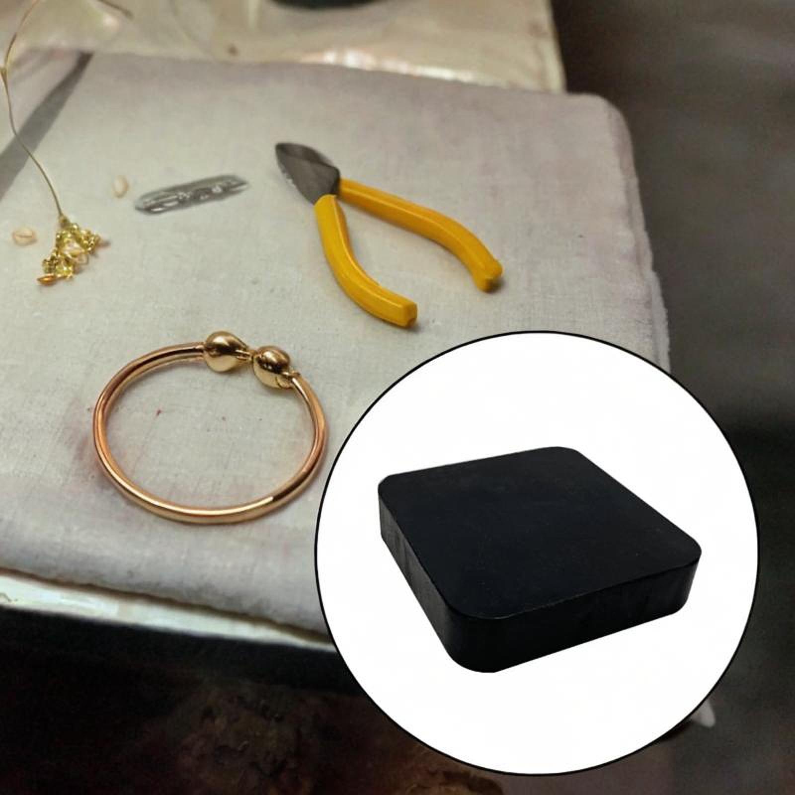 ジュエリー製作用ゴム製ベンチブロックスタンピングベース 正方 - Xtool Jewelry Making のレビューと価格